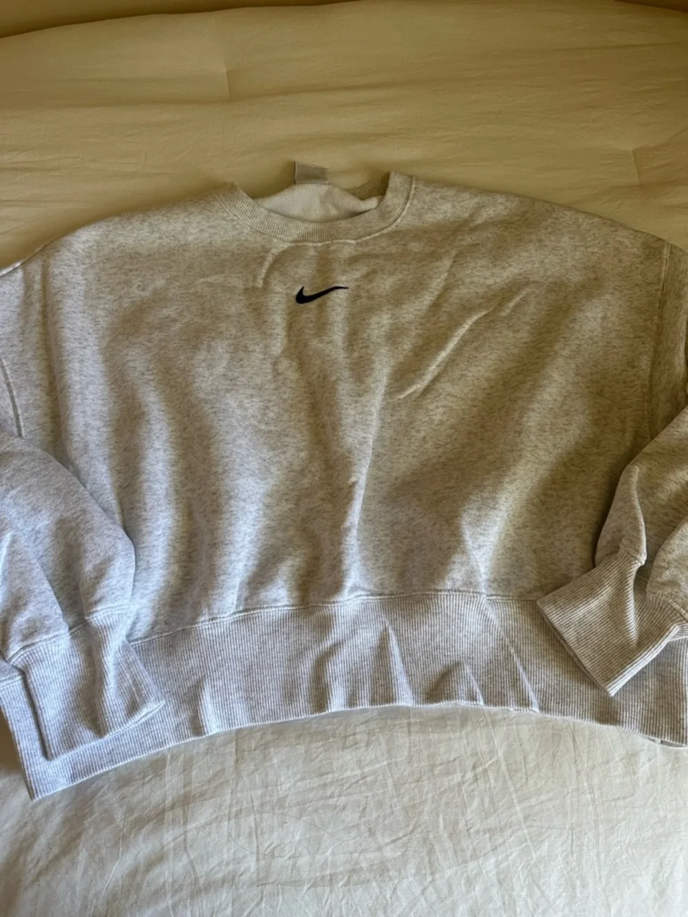 Nike Women’s Light Gray Phoenix Sweatshirt - Picture 1 of 2